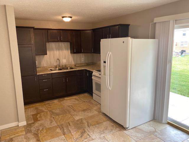 3886 La Rosa Drive - Photo 1