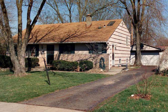 1122 Carrousel Drive - Photo 1