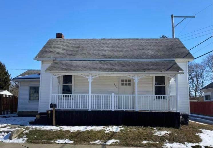 314 Hopkins Street - Photo 1