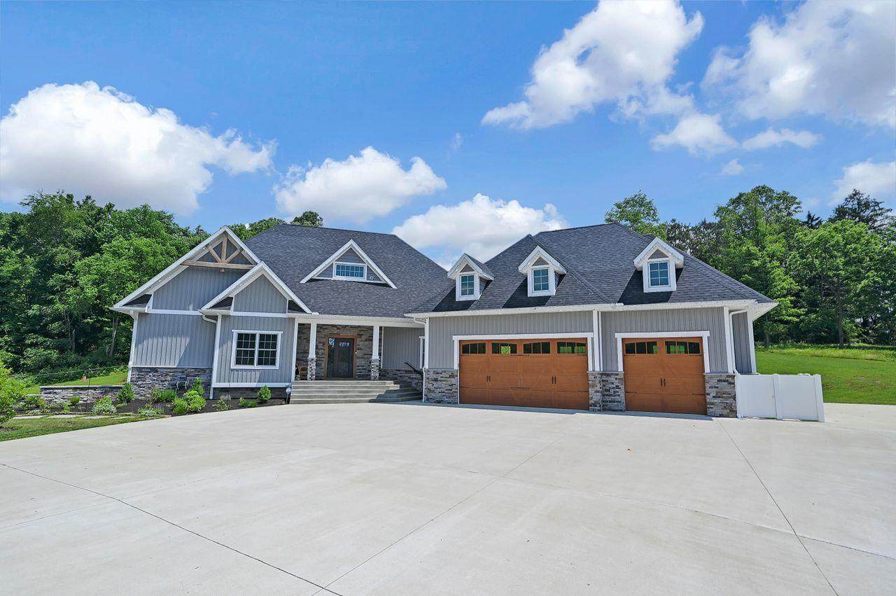 828 High Street - Photo 1