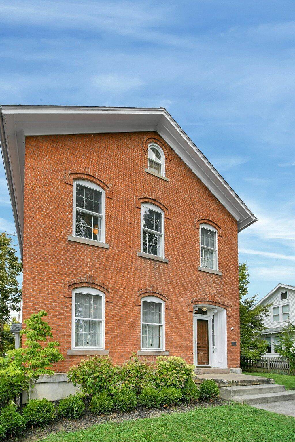 54 Mound Street - Photo 1