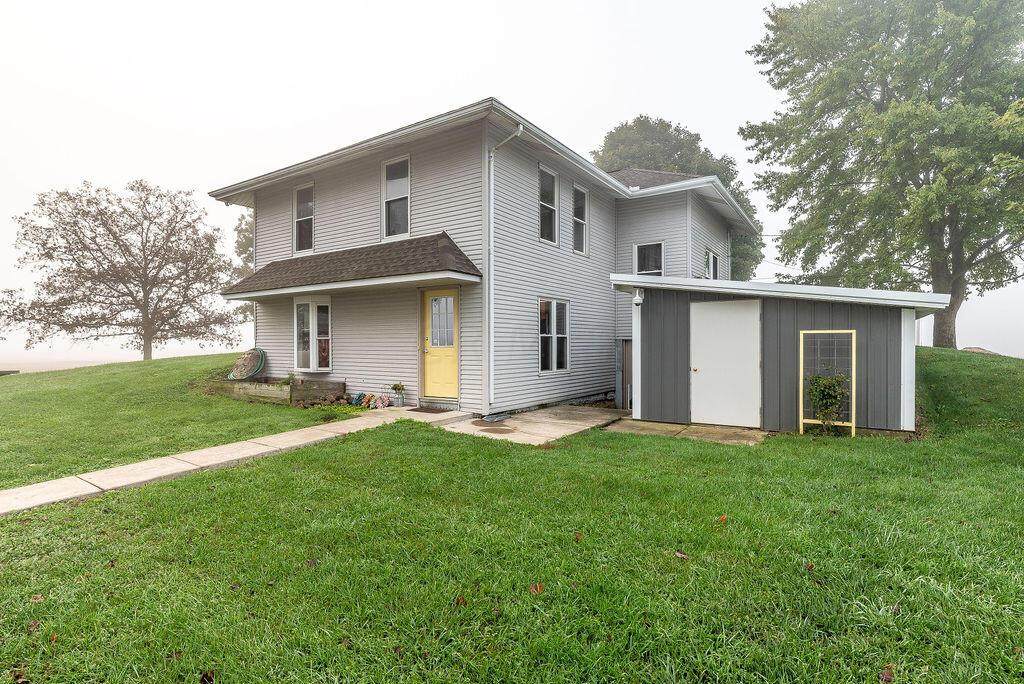 5029 White Road - Photo 1