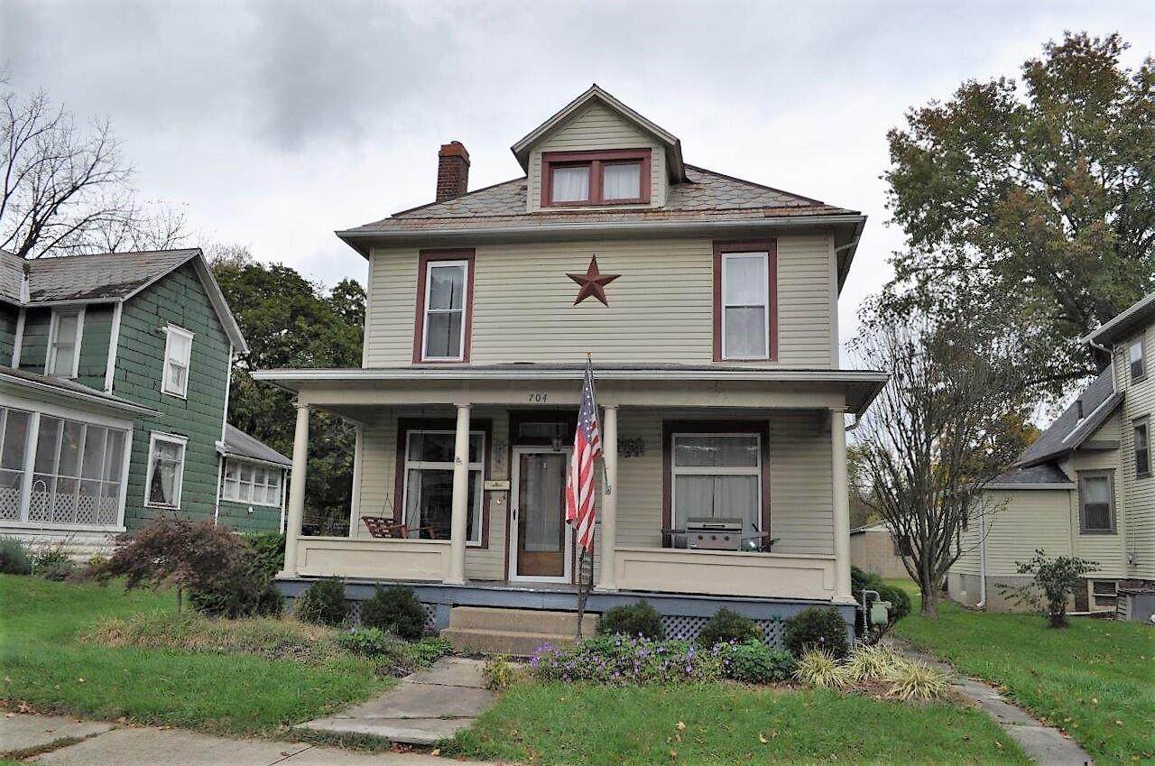 704 Marietta Street - Photo 1