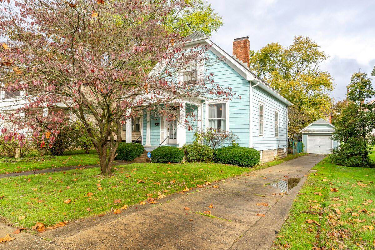 827 Locust Avenue - Photo 1