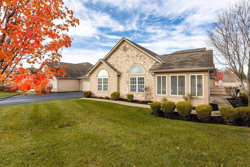 209 Avalon Drive - Photo 1