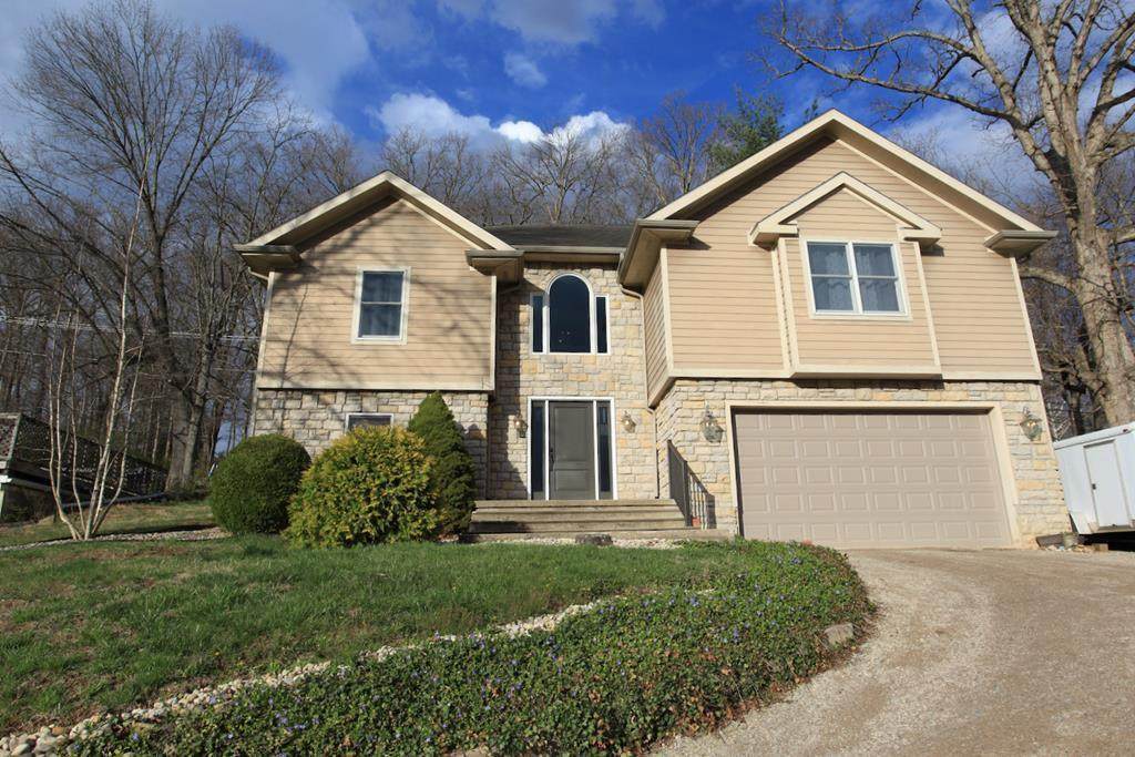 138 Sharon Road - Photo 1