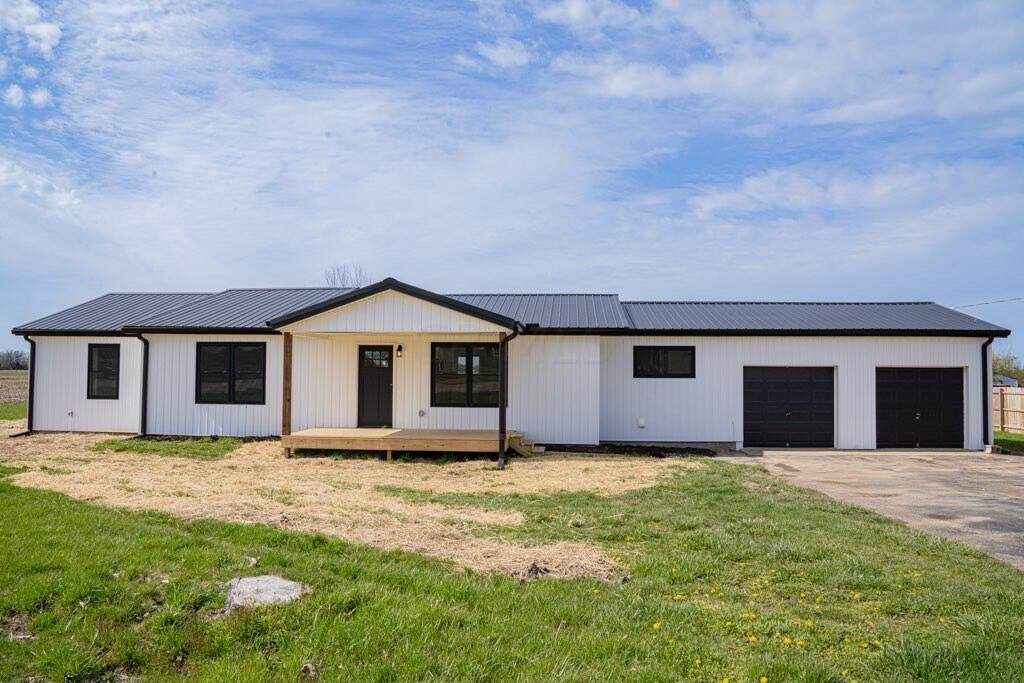 3825 Washington Waterloo Road - Photo 1