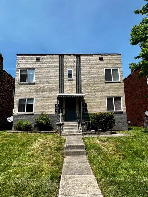 1472 Forest Street - Photo 1