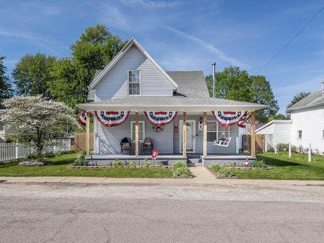 230 Lynn Street - Photo 1