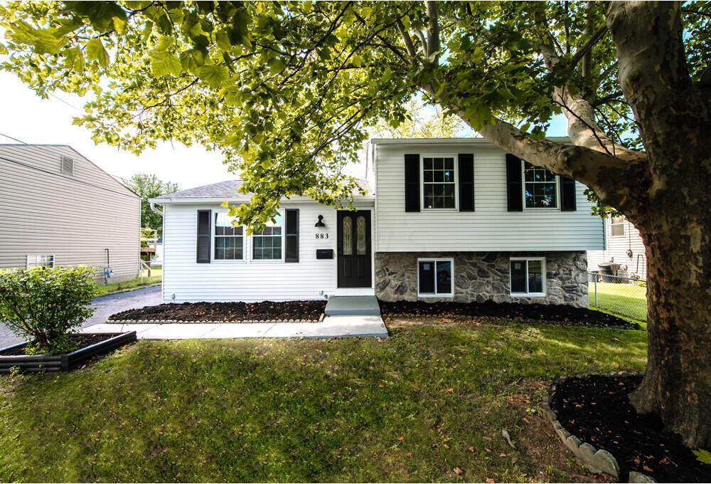 883 Ruma Road - Photo 1