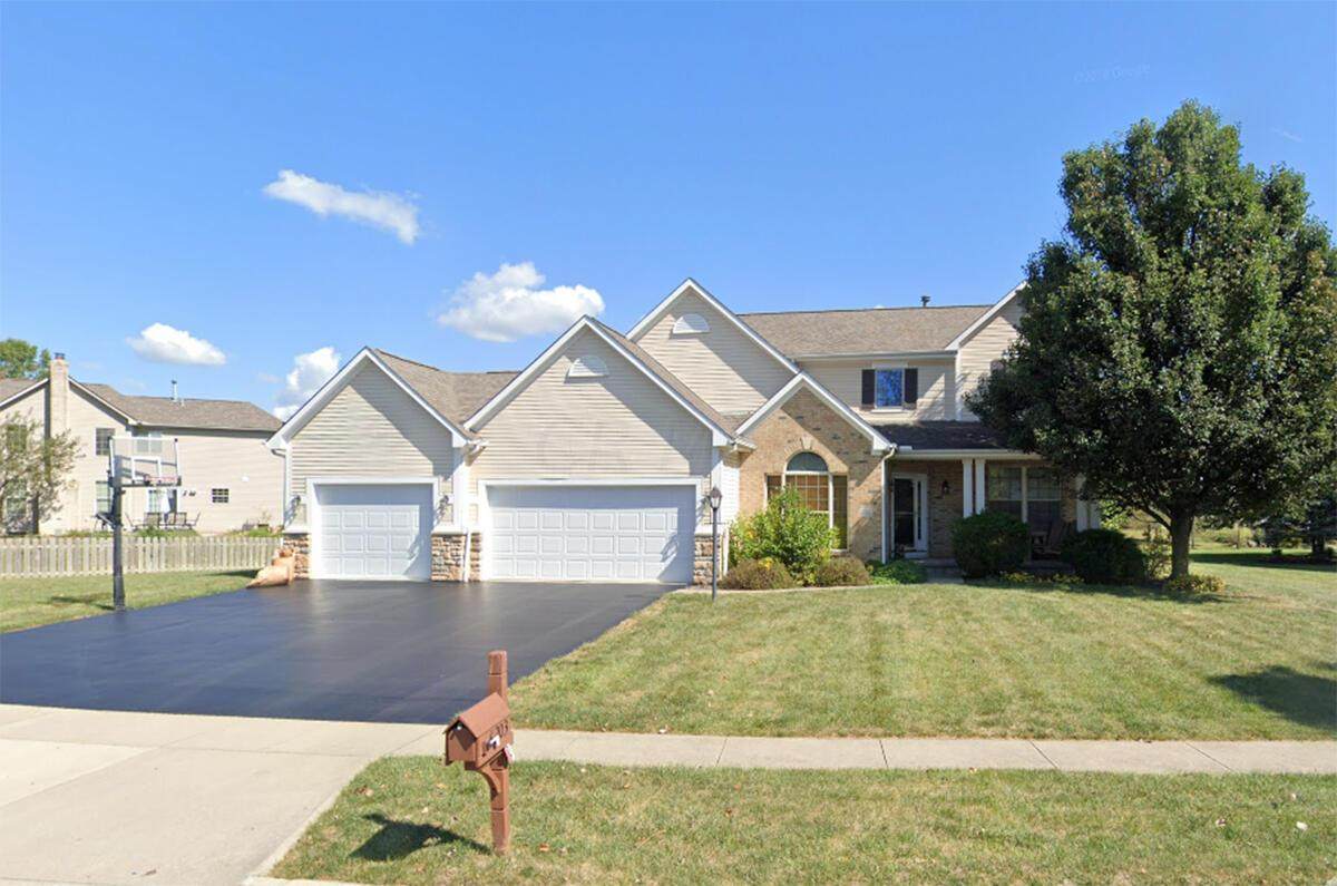 6203 Falcon Chase Drive - Photo 1