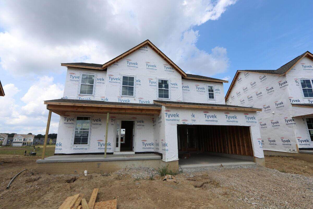 2725 Carmie Drive - Photo 1