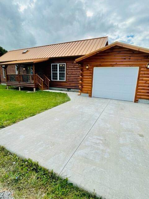211 Superior Street - Photo 1