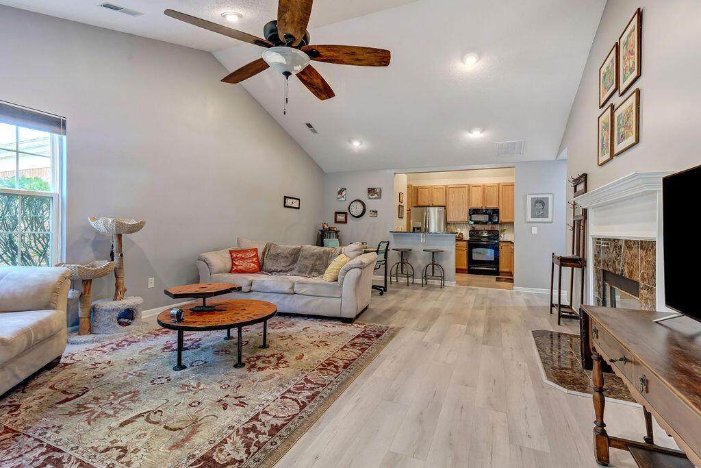 5336 Nottinghamshire Lane - Photo 1