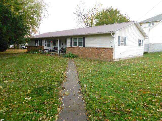 201 Hocking Avenue - Photo 1