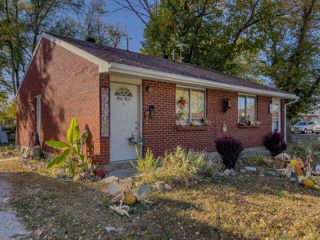 27 Homestead Street - Photo 1