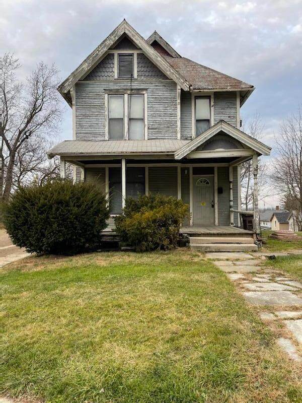 376 4th Street - Photo 1