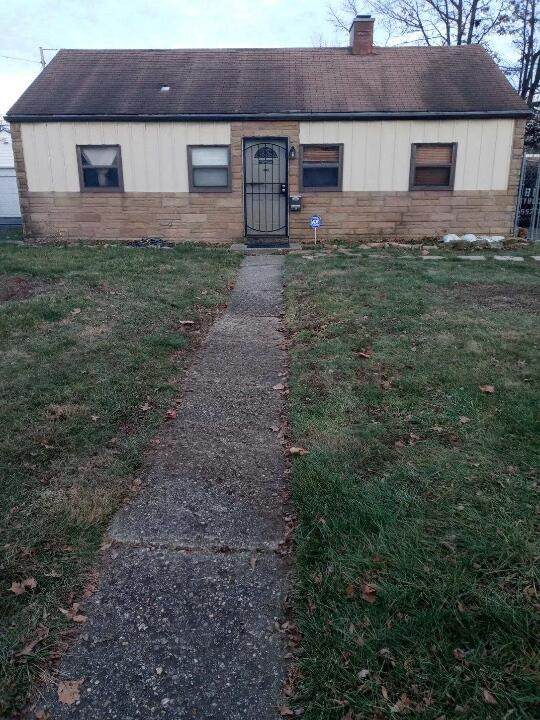 414 Hampton Road - Photo 1