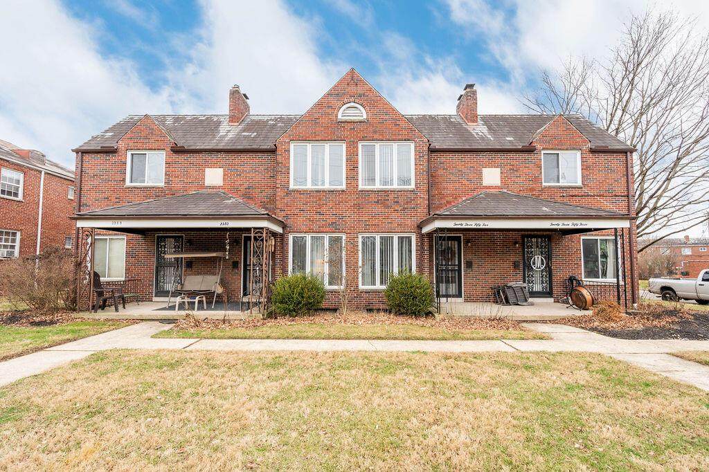 2353-2359 Livingston Avenue - Photo 1