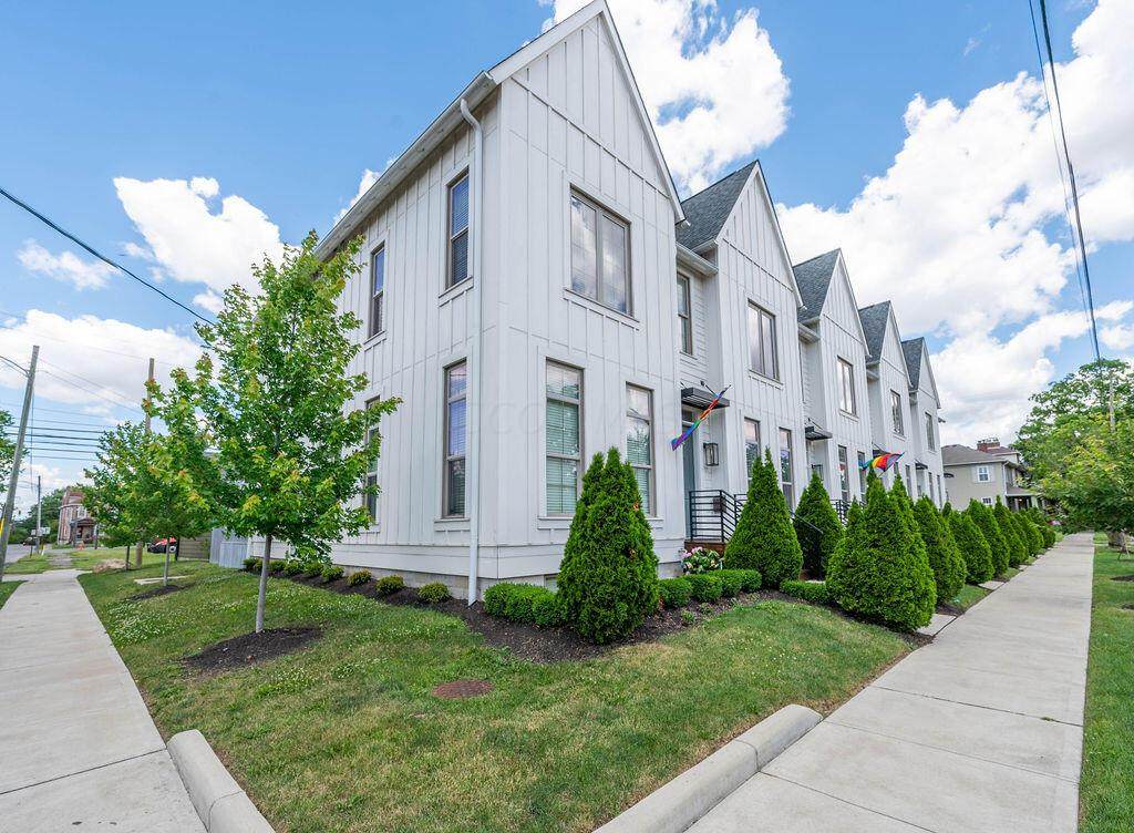1325 City Park Avenue - Photo 1