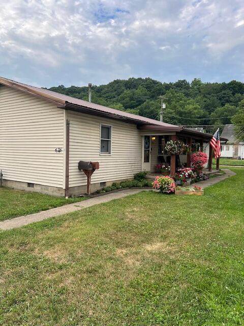 626 Poplar Street - Photo 1