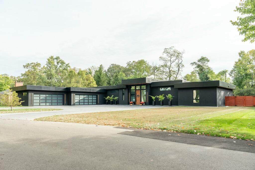 2360 Signal Hill Road - Photo 1