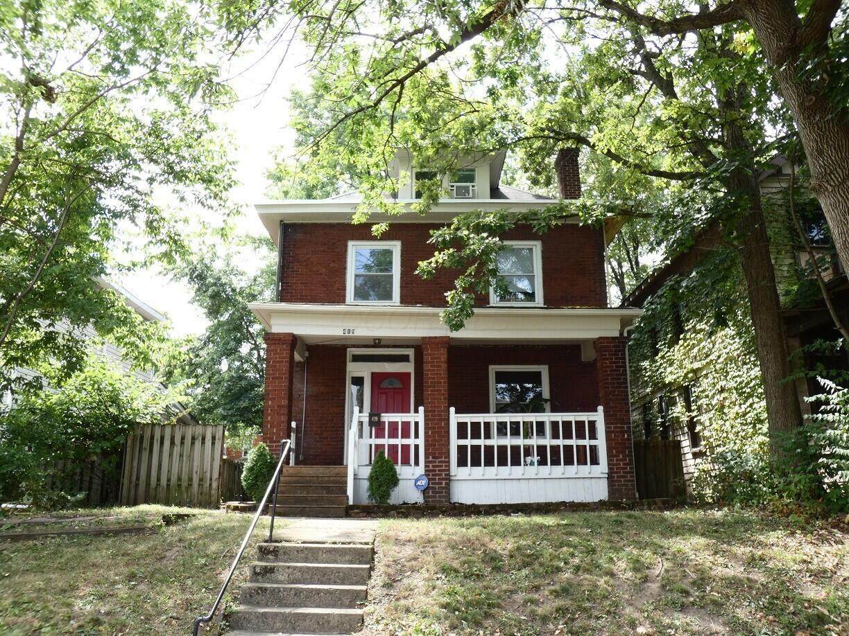 419 16th Avenue - Photo 1