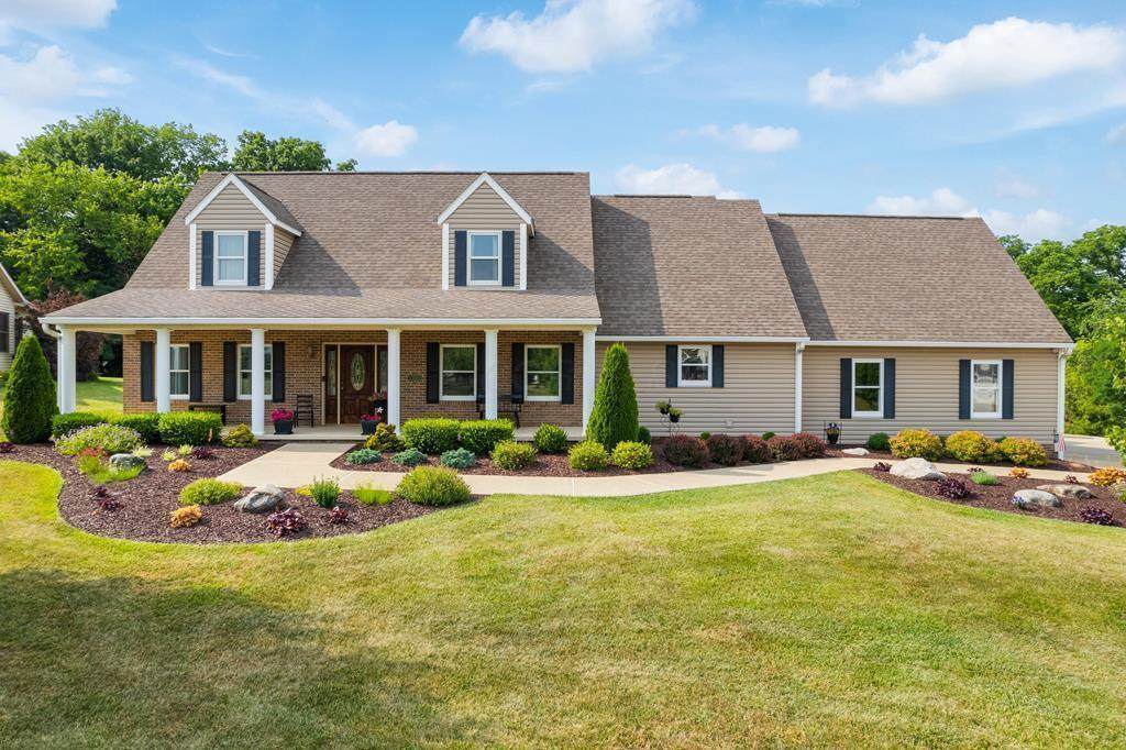 852 Stone Creek Boulevard - Photo 1