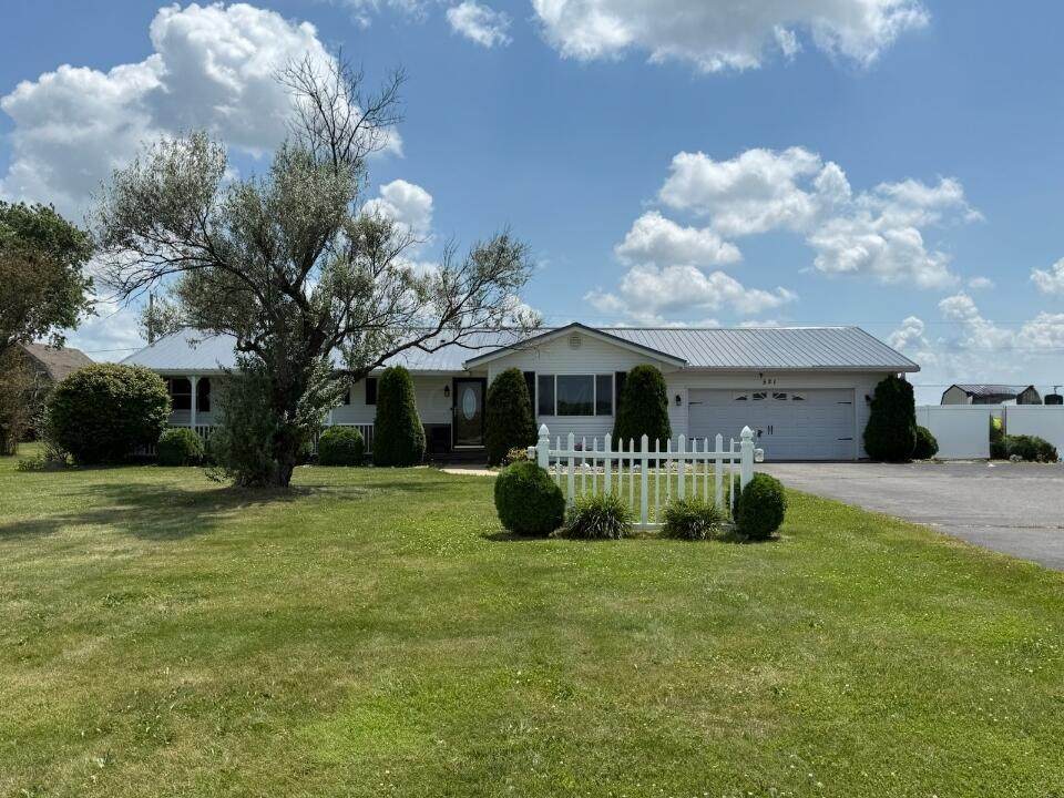 521 Kenton Galion Road - Photo 1