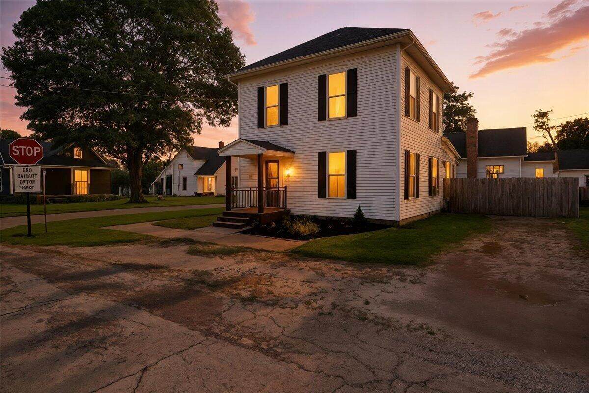 207 Jackson Street - Photo 1