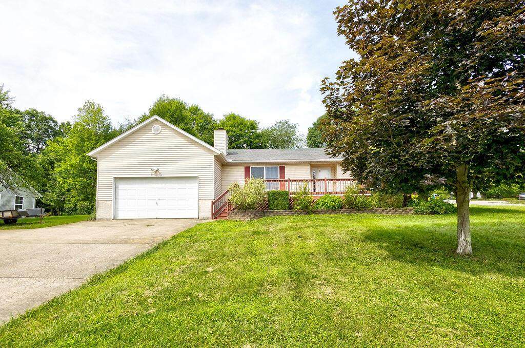 847 Fairway Drive - Photo 1