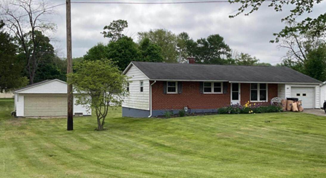 824 Fieldson Drive - Photo 1