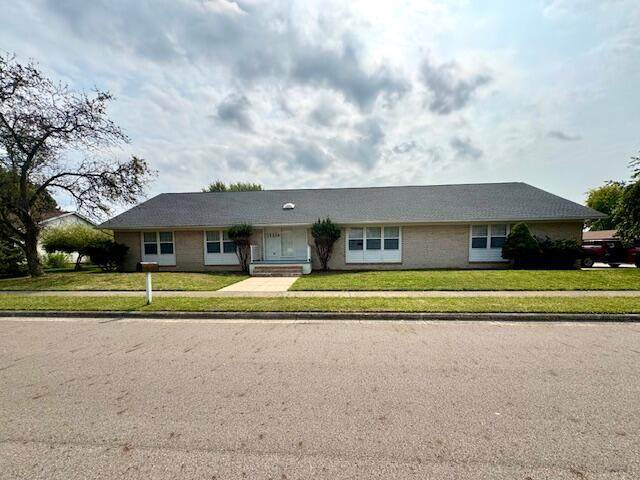 1855 Beacon Street - Photo 1