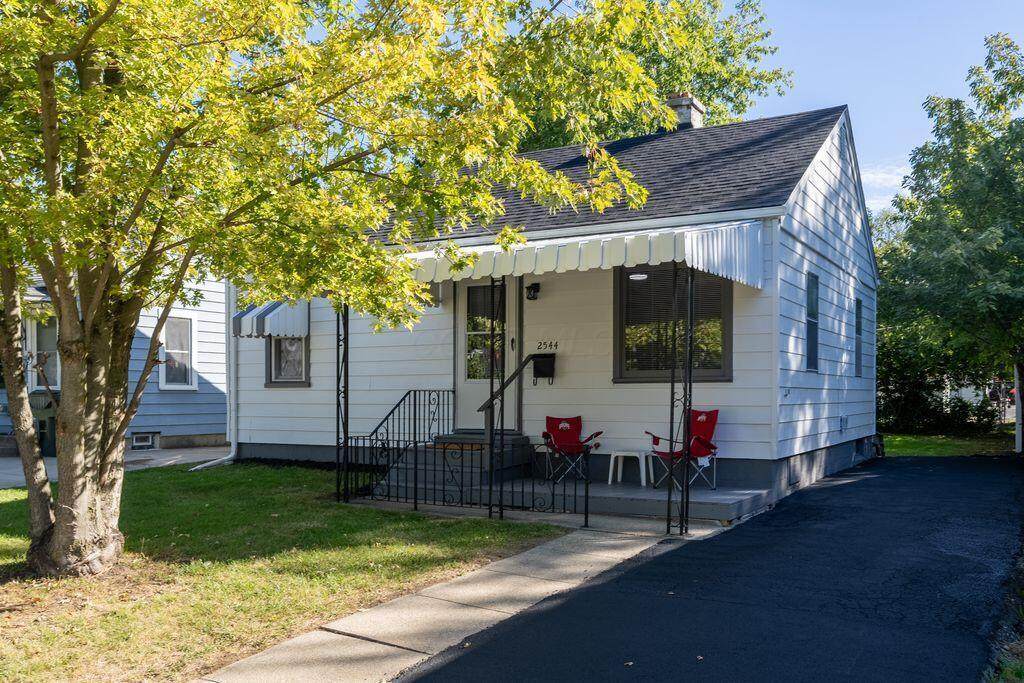 2544 Azelda Street - Photo 1