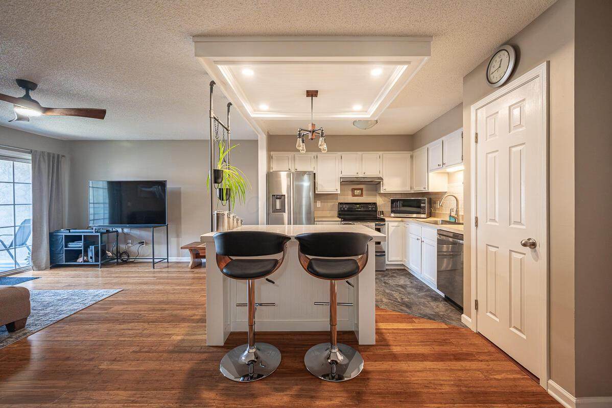 7150-D201 Main Street - Photo 1