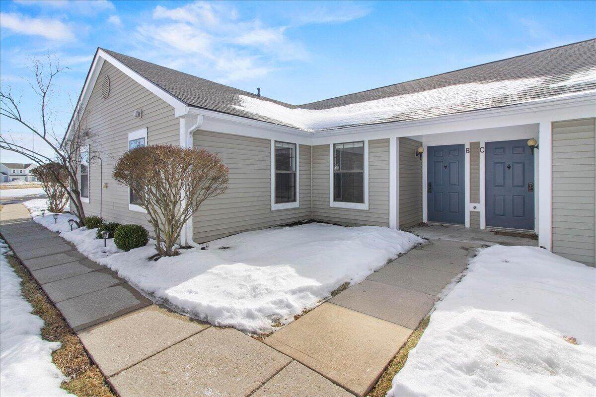 1079-B Coventry Way - Photo 1