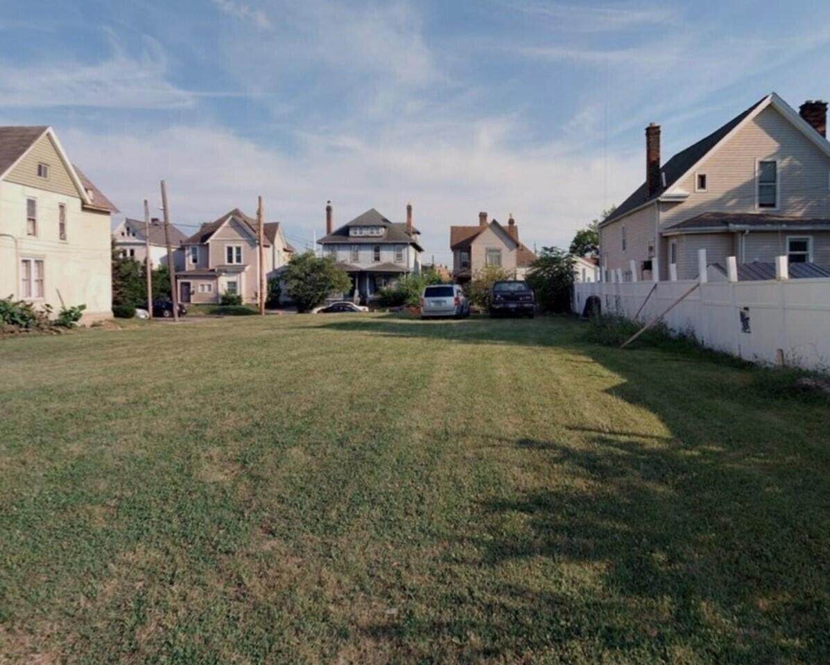 1140 Hildreth Avenue - Photo 1