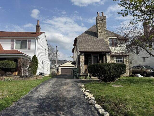 684 Wiltshire Road - Photo 1