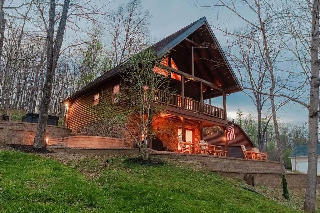 706 Debord Road - Photo 1