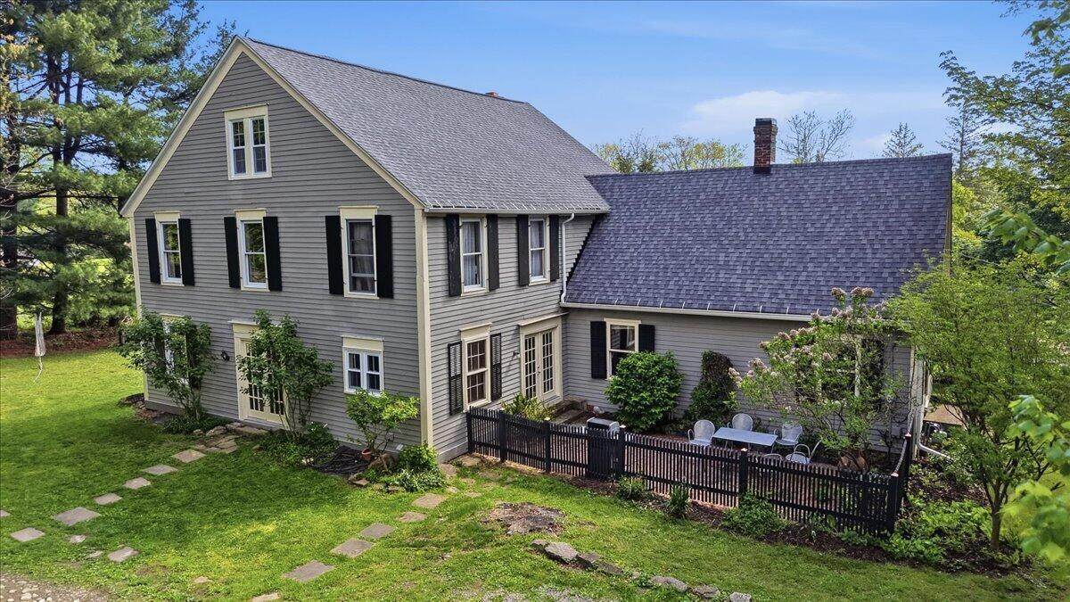 407 Wiggin Street - Photo 1