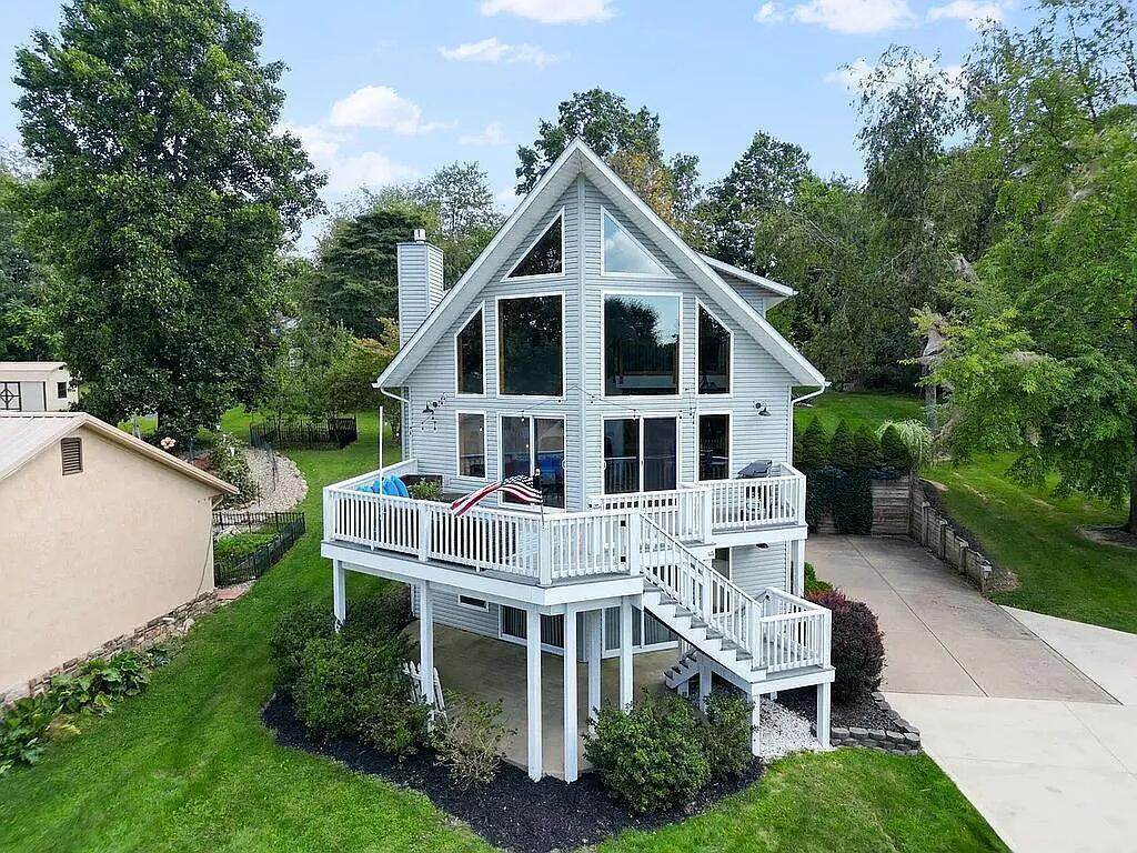 3846 Apple Valley Drive - Photo 1