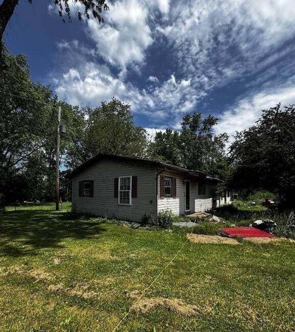 986 Thornwood Drive - Photo 1