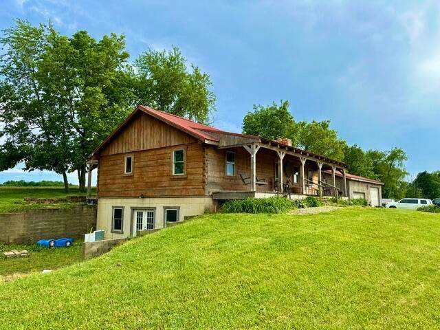 9211 Snake Road - Photo 1