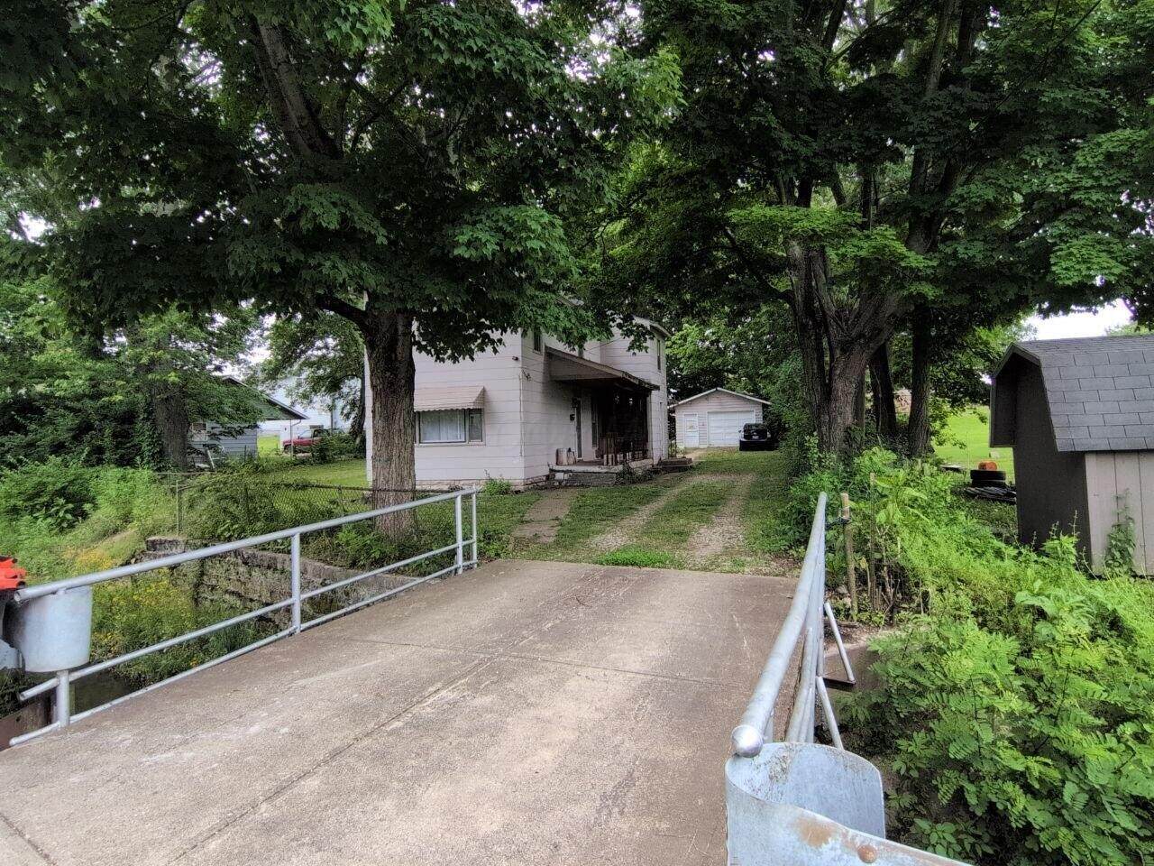 https://bt-photos.global.ssl.fastly.net/columbus/orig_boomver_1_226019710-2.jpg