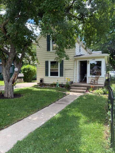445 Ward Street - Photo 1