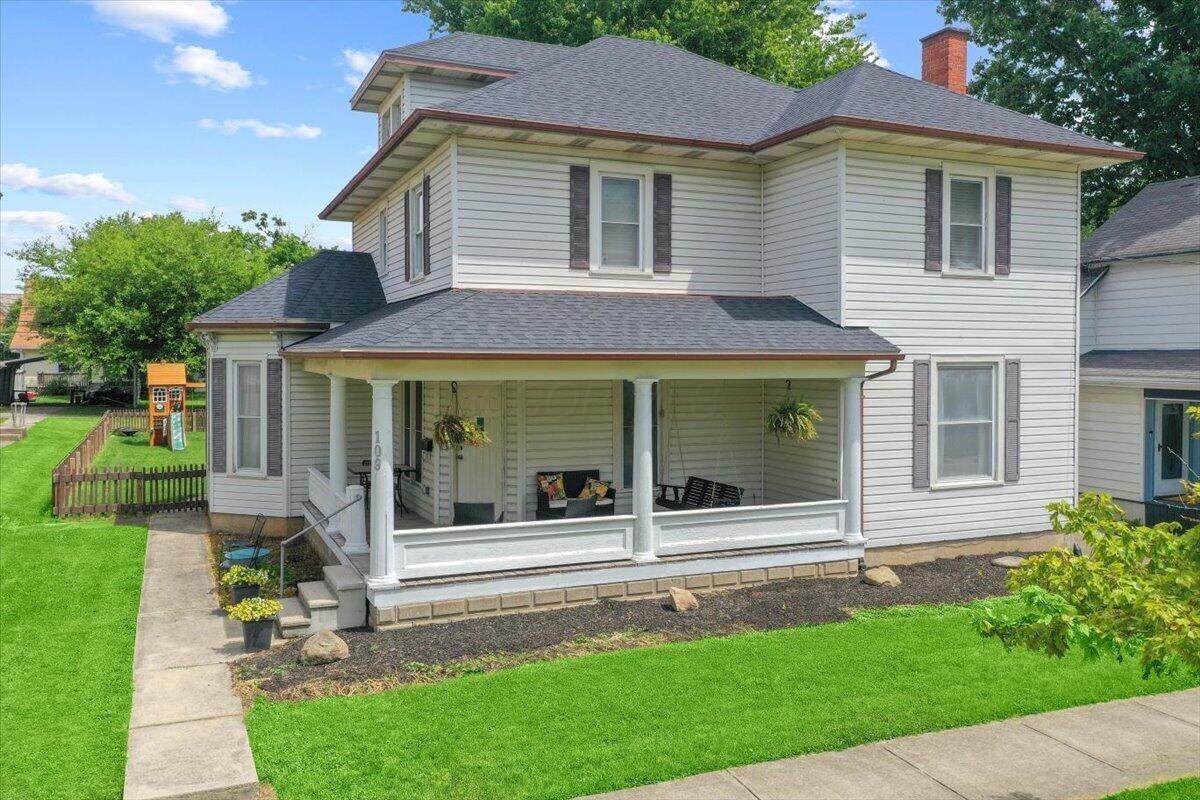 109 Ottawa Street - Photo 1