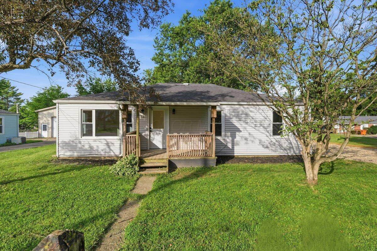 11 Oak Drive - Photo 1