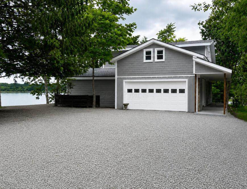 1400 Choctaw Drive - Photo 1