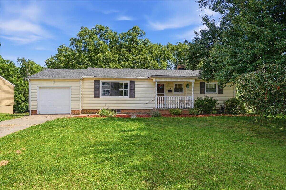 1805 Nelson Road - Photo 1