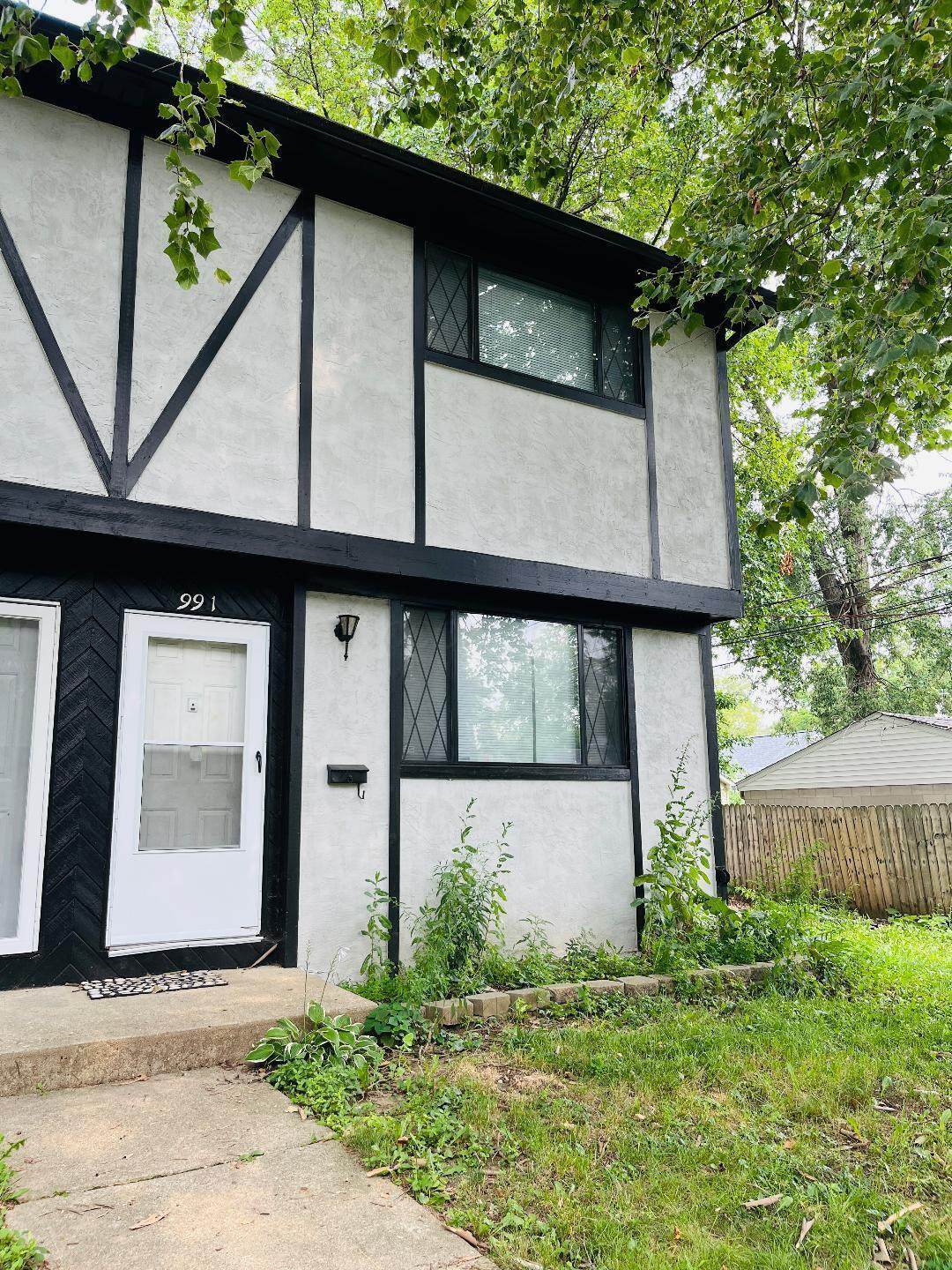 991 Hidden Acres Court - Photo 1